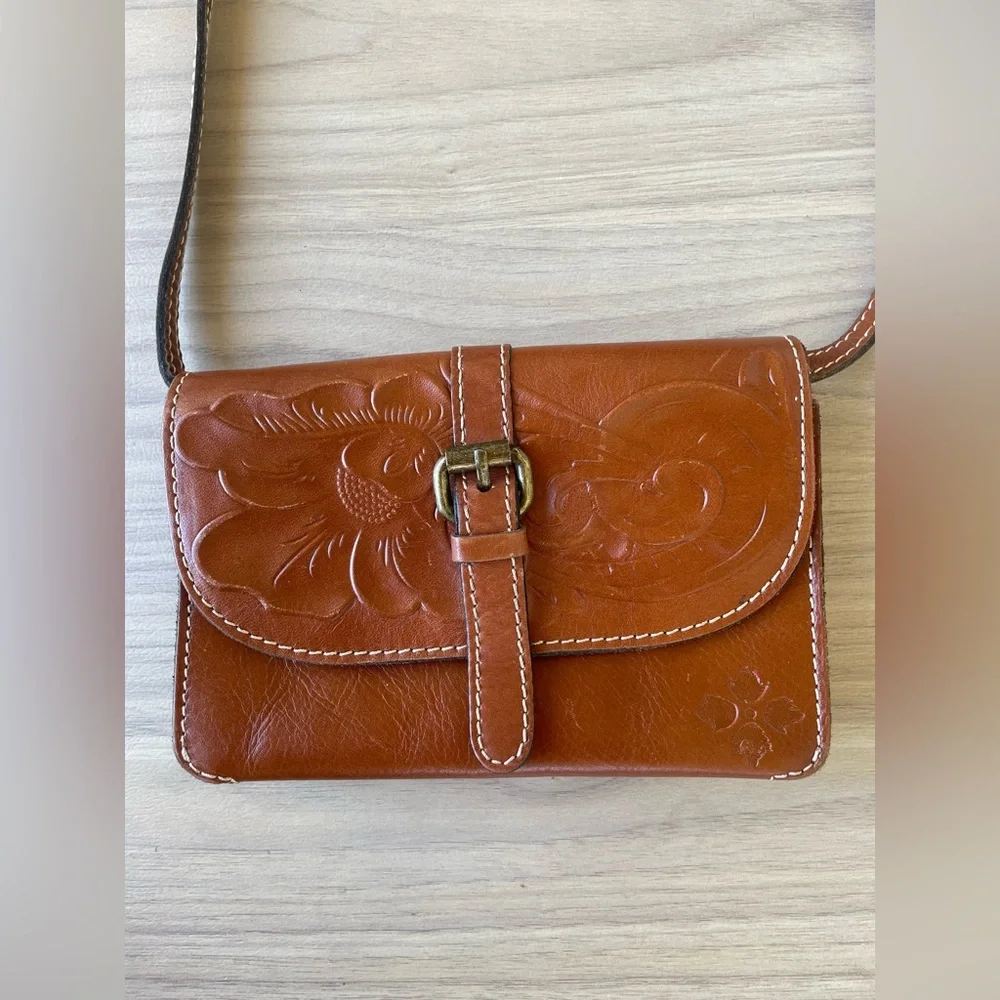 Patricia Nash Tan Leather Crossbody Bag